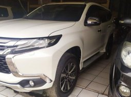 Jual mobil Mitsubishi Pajero Sport Dakar 2.4 Automatic 2016 bekas di  Jawa Barat  6