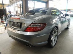 Jual mobil Mercedes-Benz SLK SLK 250 AT 2012 terbaik di DKI Jakarta 5