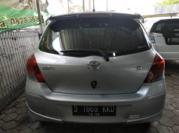 Jual mobil Toyota Yaris E 2011 terawat di DIY Yogyakarta 7