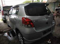 Jual mobil Toyota Yaris E 2011 terawat di DIY Yogyakarta 8