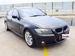 Jual Cepat Mobil BMW 3 Series 320i 2011 di DKI Jakarta 7