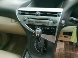 Jual mobil Lexus RX 270 2012 terawat di DIY Yogyakarta 6