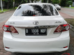 Jual mobil Toyota Corolla Altis V 2010 murah di DIY Yogyakarta 7