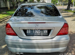 Jual mobil bekas murah Mercedes-Benz C-Class C200 2002 di DIY Yogyakarta 8