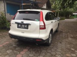 Jual mobil Honda CR-V 2.0 Matic 2009 dengan harga murah di DIY Yogyakarta 3