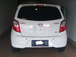 Jual mobil Daihatsu Ayla X 2013 dengan harga murah di Jawa Barat  7