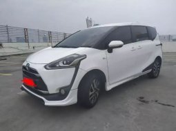 Jual Cepat Mobil Toyota Sienta Q 2016 di DKI Jakarta 6