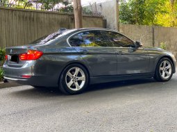 Jual Cepat BMW 3 Series 320d di DKI Jakarta 7