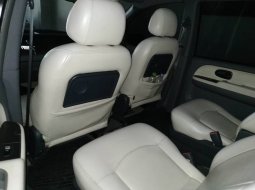 Jual Cepat Hyundai Trajet GLS 2004 di DIY Yogyakarta 5