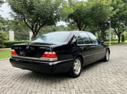 Jual Cepat Mercedes-Benz S-Class S 320 1998 di Jawa Timur 6