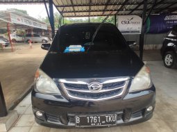 Jual Cepat Mobil Daihatsu Xenia Xi 2011 di Depok 2