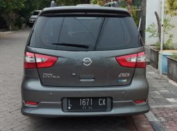 Dijual Mobil Nissan Grand Livina SV 2013 Abu-abu di Jawa Timur 4