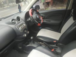 Jual Cepat Mobil Nissan March 2011 di DKI Jakarta 7