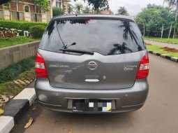 Jual Cepat Mobil Nissan Grand Livina Ultimate 2012 di Depok 5