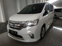 Jual mobil bekas murah Nissan Serena Highway Star AT 2013 di Jawa Barat  5