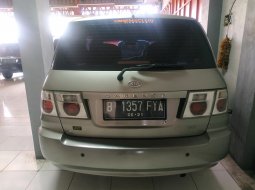 Jual mobil Kia Carens II 1.8 AT 2005 harga murah di Jawa Barat  5