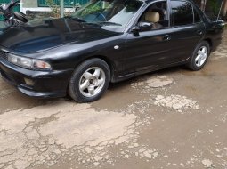 Jual mobil bekas murah Mitsubishi Galant 2.0 Manual 1997 di Jawa Barat  3