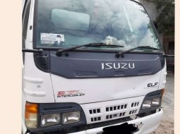 Kalimantan Tengah, Isuzu Elf 2.8 Minibus Diesel 2010 kondisi terawat 3