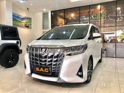 Jual Toyota Alphard G 2018 harga murah di Jawa Timur 4