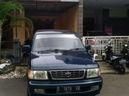 Jual Toyota Kijang LGX 2001 harga murah di Jawa Barat 2