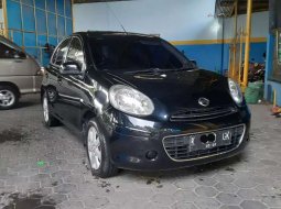 Mobil Nissan March 2012 1.2L XS terbaik di Jawa Tengah 1
