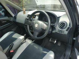 Jual mobil bekas murah Suzuki SX4 X-Over 2008 di Jawa Tengah 5