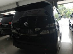 Jual mobil Toyota Vellfire 2.4 NA 2009 dengan harga murah di Jawa Tengah 8