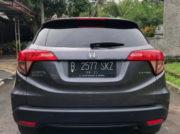 Jual mobil Honda HR-V E 2016 dengan harga murah di Jawa Barat  2