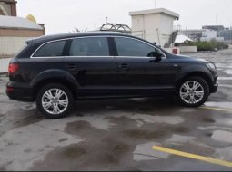 Jual mobil Audi Q7 3.0 TFSI 7 Seater 4.2 2006 murah di DKI Jakarta 4