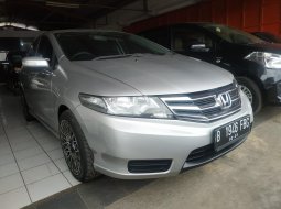 Dijual mobil Honda City E MT 2013 bekas terbaik, Jawa Barat  9