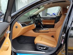 Jual Cepat Mobil BMW 7 Series 730Li Vacuum Door Full Spec 2017 di DKI Jakarta 3