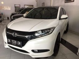 Mobil Honda HR-V 2015 Prestige dijual, Bali 3