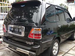 DIY Yogyakarta, Toyota Kijang SGX 2002 kondisi terawat 1