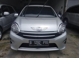 Dijual Cepat Mobil Toyota Agya G 2015 di Bekasi 1