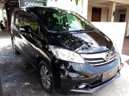 Jual Cepat Mobil Honda Freed E 2013 di Jawa Tengah 2