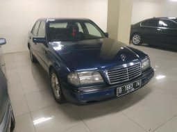 Jual Cepat Mobil Mercedes-Benz C-Class C200 1996 di DKI Jakarta 2