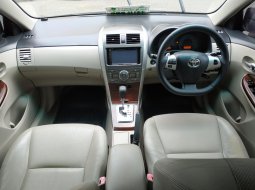 Jual mobil Toyota Corolla Altis 2.0 V 2011 dengan harga terjangkau di Jawa Barat  8