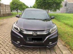 Jual mobil bekas murah Honda HR-V Prestige 2017 di Jawa Timur 1