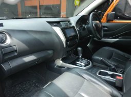 Jual cepat mobil Nissan Navara NP300 VL 2017 di DIY Yogyakarta 5