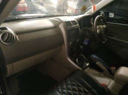 Dijual mobil Suzuki Grand Vitara 2.0 2011 bekas, DIY Yogyakarta 5