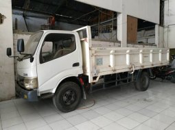 Jual mobil Toyota Dyna Diesel Truck NA 2011 terawat di DIY Yogyakarta 6