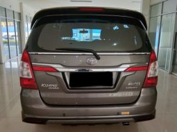 Jual mobil Toyota Kijang Innova 2.0 G Luxury 2015 bekas Jawa Barat  10