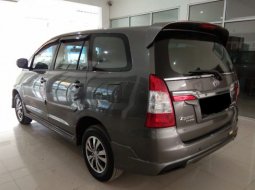 Jual mobil Toyota Kijang Innova 2.0 G Luxury 2015 bekas Jawa Barat  8