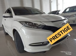 Jual mobil Honda HR-V Prestige 1 .8 2016 bekas di Jawa Barat  9