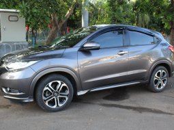 Dijual cepat mobil Honda HR-V 1.8L Prestige 2017, DKI Jakarta 10