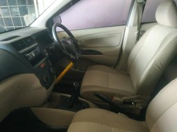 Jual mobil Daihatsu Xenia X 2012 murah di Banten 3