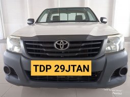 Jual Cepat Mobil Toyota Hilux 2.0 NA 2014 di Bekasi 8