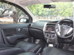 Jual mobil Nissan Livina 1.5 X-Gear 2013 terawat di DKI Jakarta 3