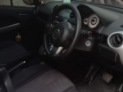 Jual mobil Mazda 2 S 2012 murah di Lampung 1