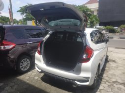 Dijual mobil Honda Jazz RS 2019 terbaik di Jawa Barat 4
